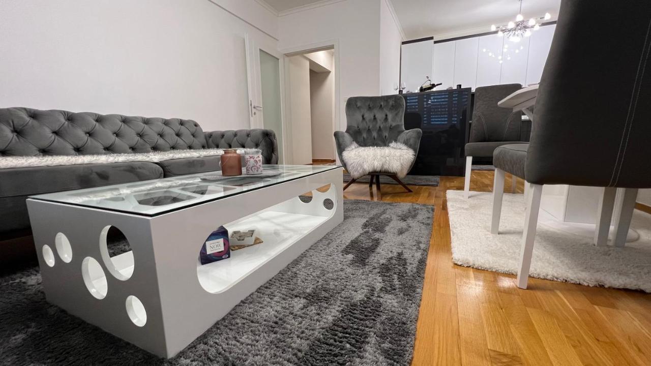 Apartman Nejra Tuzla Eksteriør billede